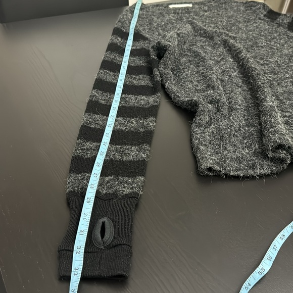 Black and gray Korean faux mohair sweater - Picture 7 of 8